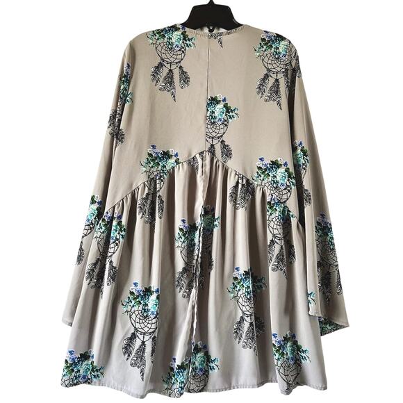 Berry N Cream Large Sheer Gray Floral Dream Catcher Open Front Kimono - Picture 3 of 6